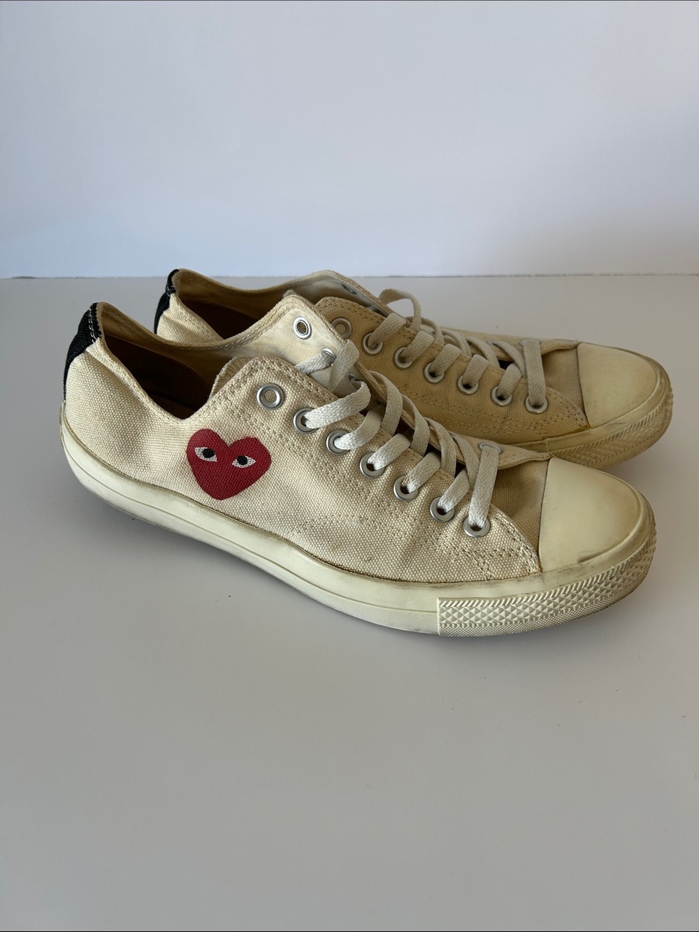 Converse Cream Canvas Sneakers with Red Heart Detail